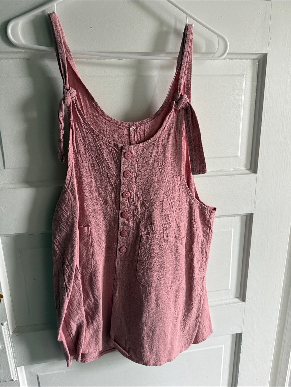 Women’s Pink Button-Front Tie-Strap Tank Top